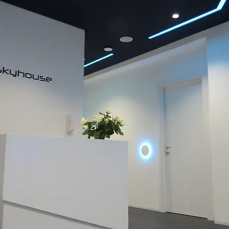 Skyhouse Beverello 4*