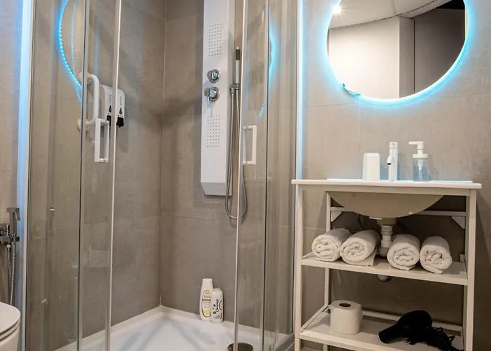 Skyhouse Beverello Bed and Breakfast 4*