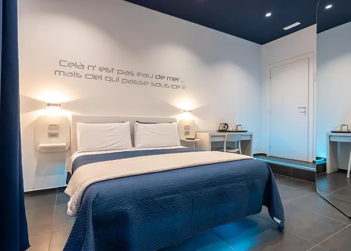 Skyhouse Beverello 4*