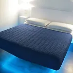 Skyhouse Beverello Bed & Breakfast 4*