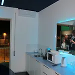 Skyhouse Beverello 4*