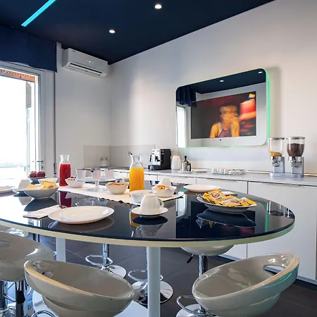 Skyhouse Beverello Bed & Breakfast