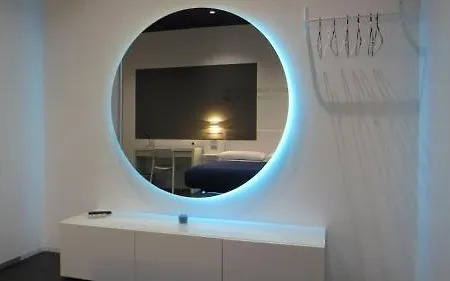 Skyhouse Beverello 3* Napoli