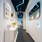 Skyhouse Beverello Bed & Breakfast Neapol
