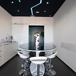 Skyhouse Beverello