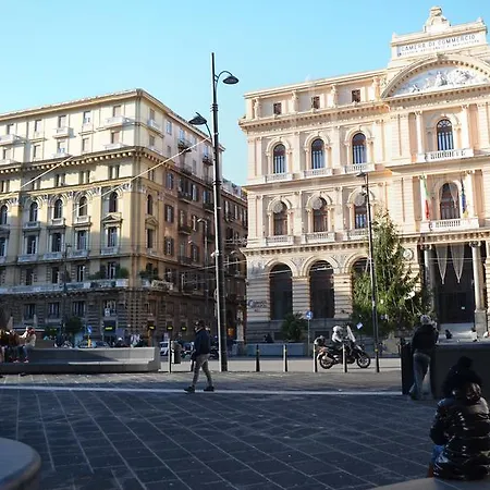 Skyhouse Beverello Nocleg ze śniadaniem 4*