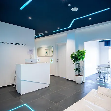 Nocleg ze śniadaniem Skyhouse Beverello 4*