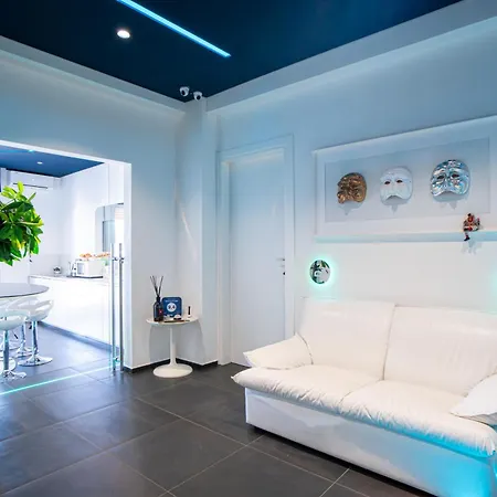 Skyhouse Beverello Nápoly