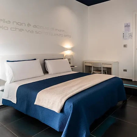 Skyhouse Beverello Panzió 4*