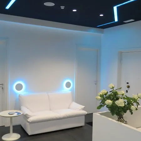 Skyhouse Beverello